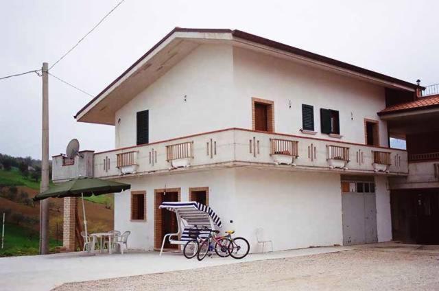 Agriturismo Il Vecchio Carro Campli Zewnętrze zdjęcie